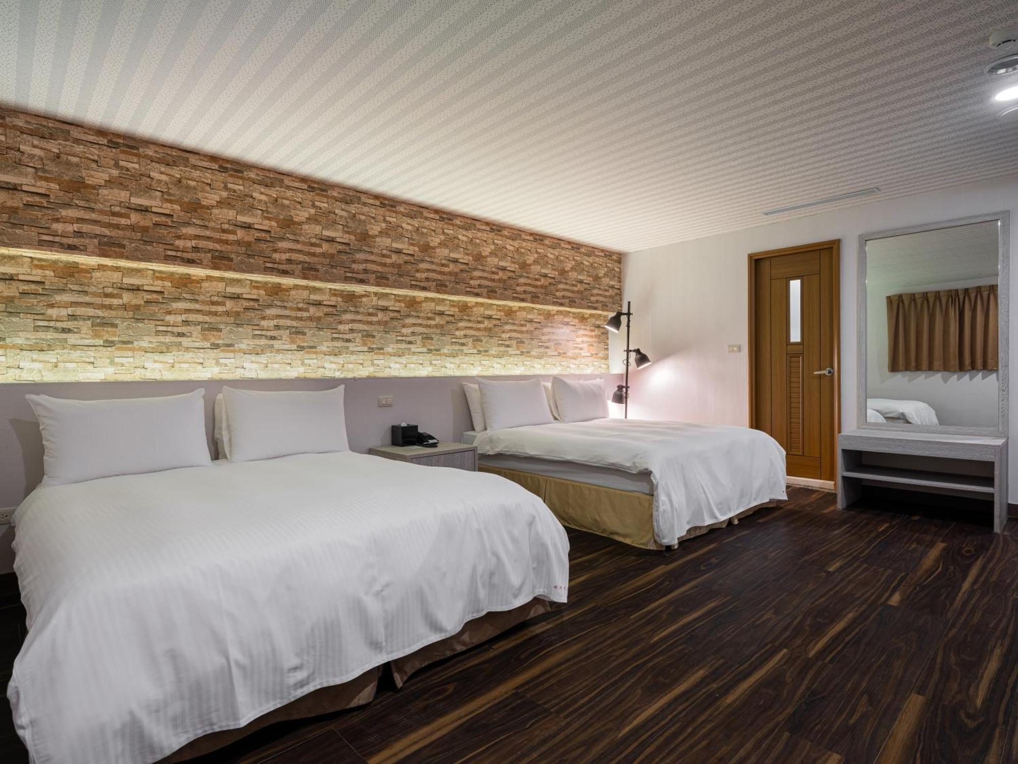 West Hotel Puli Eksteriør bilde